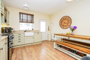 Photo 16- click for photo gallery